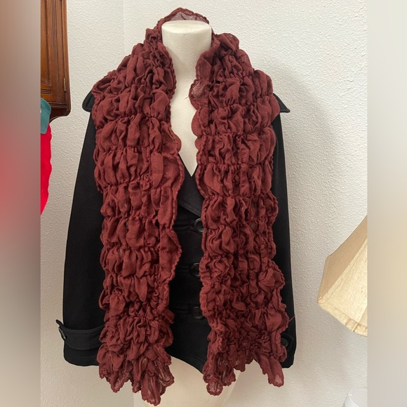 Huge Bunch of Scarves - Picture 5 of 10